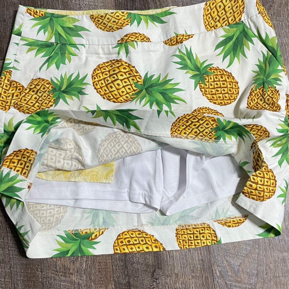 Loudmouth Golf Ladies Pineapple Print Skort - Picture 3 of 4